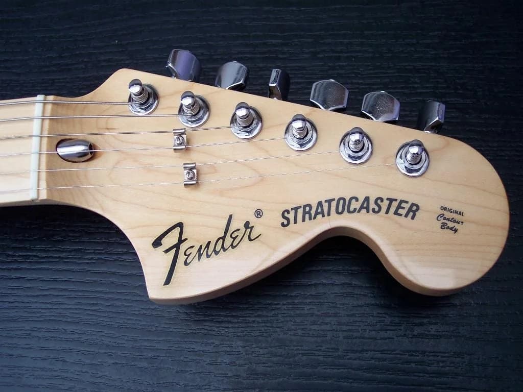 Headstock — foto 1