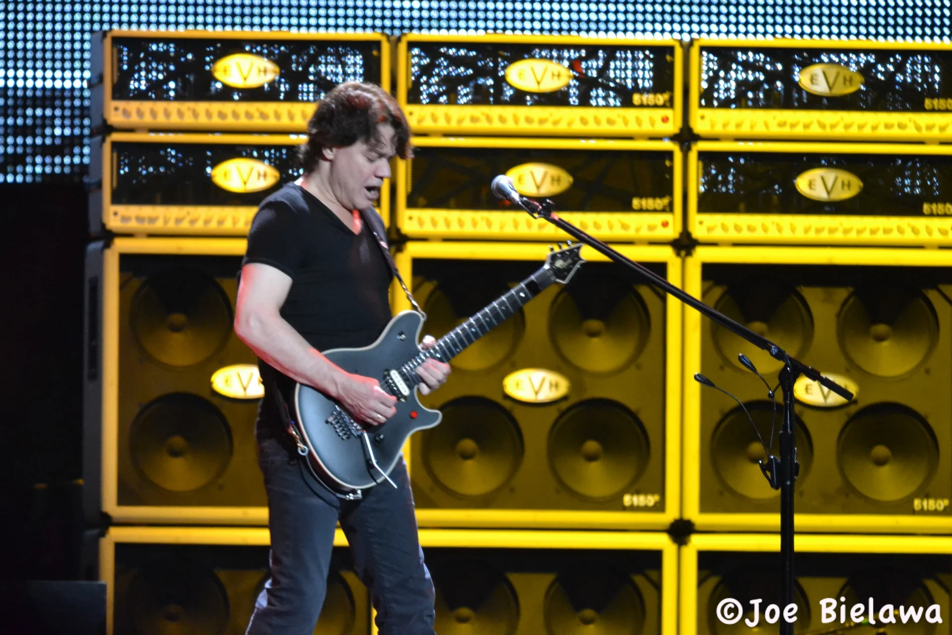 Eddie Van Halen live